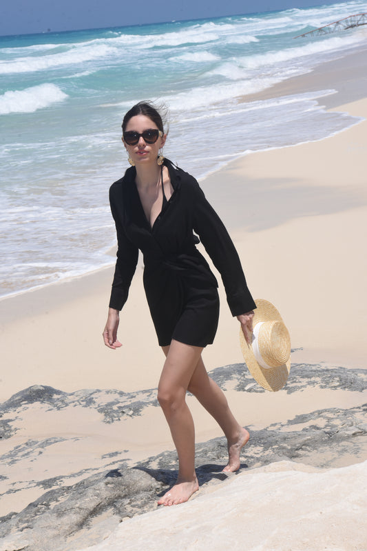 AMAIA in black
